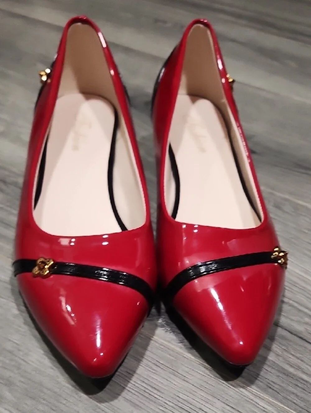 Elegant Red Patent Pointed-Toe Pumps with Gold Metallic Heel - Picture 8 of 9